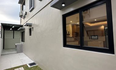 Brand New Contemporary House in Pueblo del Sol Tagaytay