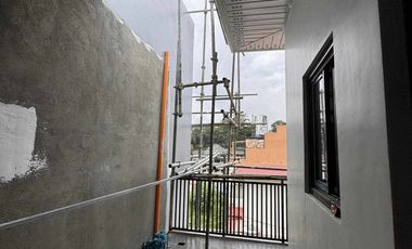 3-Storey House and Lot for sale (GOOD for income Generating) 5BR 3TB-JV2