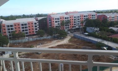 Studio fully furnished in a condo with a swimming pool .Mactan