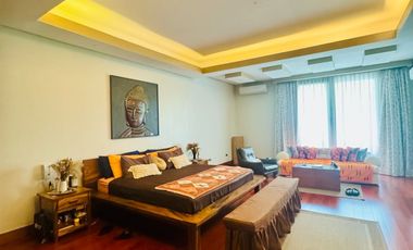 Grand modern fairway property in thriving Manila Southwoods Residential Estate
