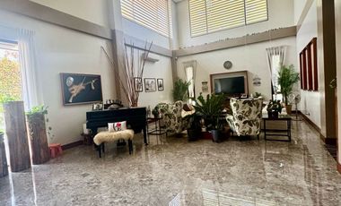 Grand modern fairway property in thriving Manila Southwoods Residential Estate
