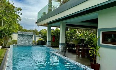 Grand modern fairway property in thriving Manila Southwoods Residential Estate
