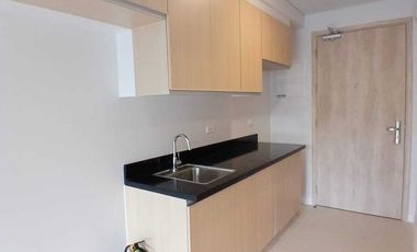 Viento Cerca Tower 2-  Studio Type Unit