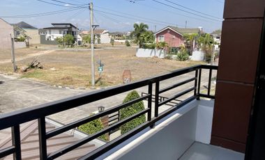 3 Bedroom 2 Car Garage Wide Garden For Sale House And Lot San Fernando Pampanga