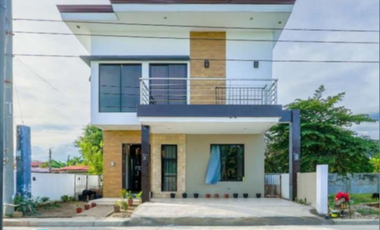 For Sale 4 Bedroom Fully Furnished Single Detached House and Lot
