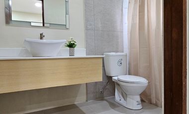 5 Bedroom House and Lot near Village Entrance, Sun Valley Estates Antipolo City