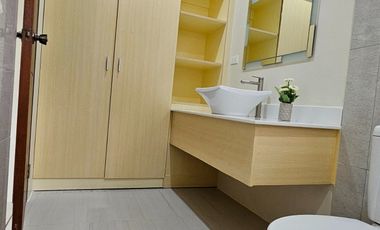 5 Bedroom House and Lot near Village Entrance, Sun Valley Estates Antipolo City