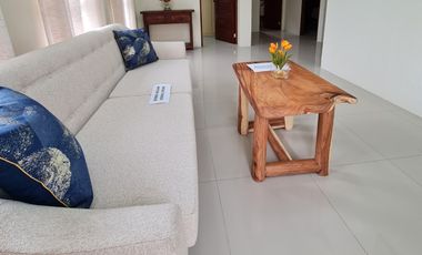 5 Bedroom House and Lot near Village Entrance, Sun Valley Estates Antipolo City