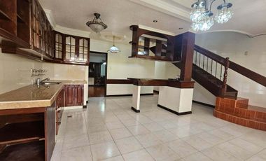 For Sale: 4 Bedrooms Townhouse Inside Gated Subdivision in Baguio City