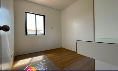 For Sale: RFO 4 Bedrooms House and Lot in Imus Cavite