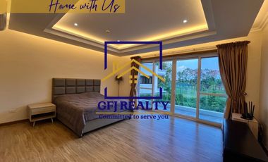 8-Bedroom House with Swimming Pool for Rent in Angeles City, Pampanga