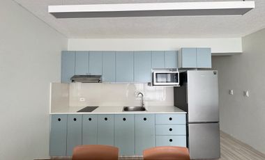 Bakakeng Pre-owned 3 Storey Townhouse w/ Breathtaking View of Baguio City-JV2