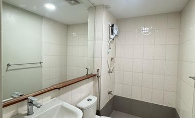 Bakakeng Pre-owned 3 Storey Townhouse w/ Breathtaking View of Baguio City-JV2