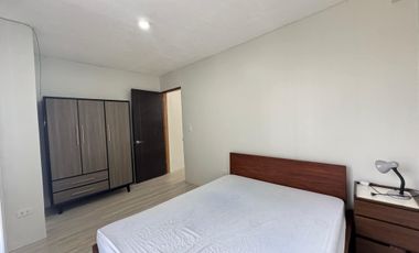 Bakakeng Pre-owned 3 Storey Townhouse w/ Breathtaking View of Baguio City-JV2