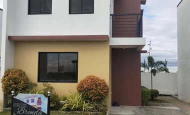3 Bedrooms House and Lot in Imus CAvite