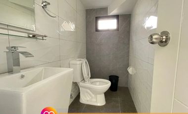 For Sale: 4 Bedrooms House and Lot in Imus Cavite