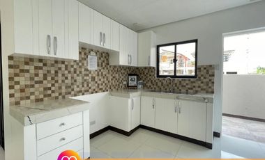 For Sale: 4 Bedrooms House and Lot in Imus Cavite