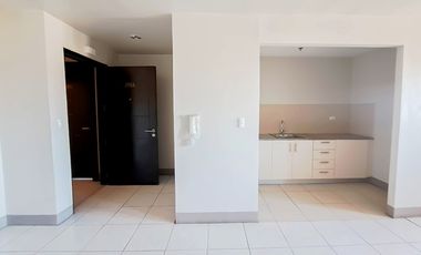 1 Bedroom Condo Unit for Sale in Diliman, Quezon City at Suntrust Capitol Plaza