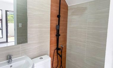 Kiana 150 | Corner Unit House and Lot with Two-Vehicle Carport