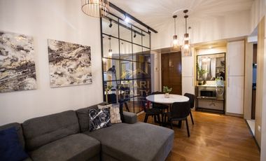 RUSH SALE! Fully Furnished 1-Bedroom Corner Unit with Parking & Balcony