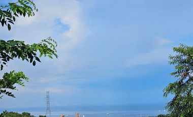 Titled lot Overlooking Manila Bay