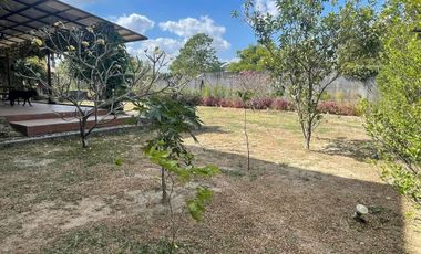 FULLY FURNISHED LARGE AND LUXURIOUS HOUSE AND LOT FOR SALE