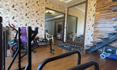 FULLY FURNISHED LARGE AND LUXURIOUS HOUSE AND LOT FOR SALE