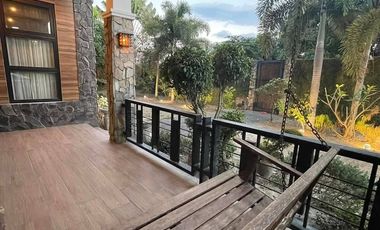 FULLY FURNISHED LARGE AND LUXURIOUS HOUSE AND LOT FOR SALE
