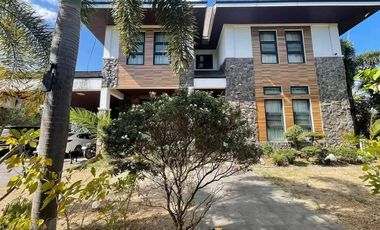 FULLY FURNISHED LARGE AND LUXURIOUS HOUSE AND LOT FOR SALE