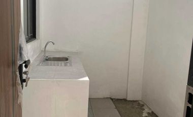 3 STOREY TOWNHOUSE NEAR SM AND ROBINSON DASMARINAS