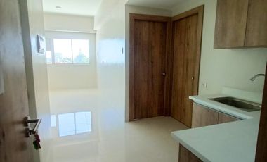1BR w/ Balcony Condo Unit (918, Tower H) for Sale in Lapu-Lapu City, Cebu at Primeworld District