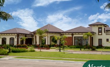 Pre-Selling House and lot near NUVALI and CALAX. 3BR with Balcony and Garage