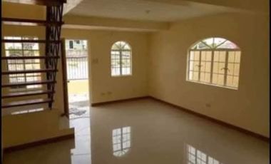 4 Bedrooms with 2 Toilet and Bath House And Lot in Dasmarinas Cavite