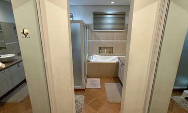 Rush Sale Good Buy House in Menlo Park BF Homes