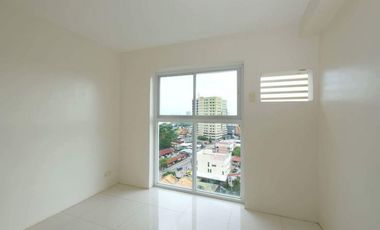 1 Bedroom Accessible to Ayala and SM at Bamboo Bay Community