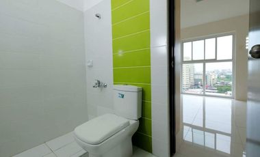 1 Bedroom Accessible to Ayala and SM at Bamboo Bay Community