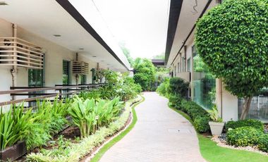 1 Bedroom Accessible to Ayala and SM at Bamboo Bay Community