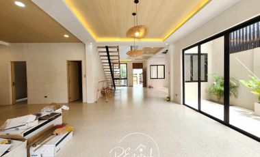 5 Bedrooms Brand new House and Lot For Sale with pool in Banilad, Cebu City
