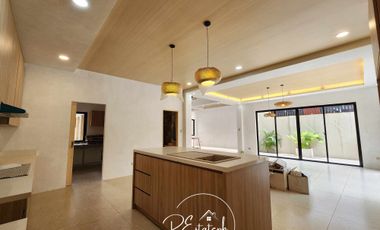 5 Bedrooms Brand new House and Lot For Sale with pool in Banilad, Cebu City
