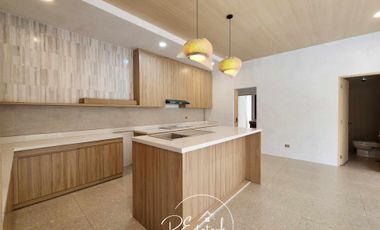 5 Bedrooms Brand new House and Lot For Sale with pool in Banilad, Cebu City