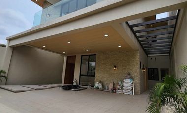 5 Bedrooms Brand new House and Lot For Sale with pool in Banilad, Cebu City