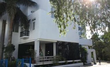 Tagaytay Cavite, La Bella Residences corner unit furnished w/beautiful Ambiance and a possible Business Air BnB