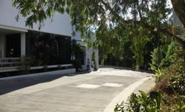 Tagaytay Cavite, La Bella Residences corner unit furnished w/beautiful Ambiance and a possible Business Air BnB