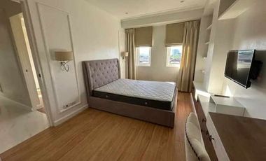 2BR Condo For Rent in McKinley Garden Villas Taguig City