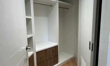 2BR Condo For Rent in McKinley Garden Villas Taguig City