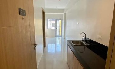 SMDC VINE RESIDENCES 2 BEDROOM UNIT WITH BALCONY FOR SALE IN NOVALICHES QUEZON CITY