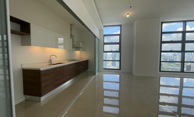 GARDEN TOWERS - PENTHOUSE 4 Bedrooms For Sale