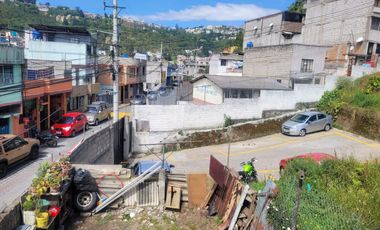 CASA DE VENTA EN LA VICENTINA BAJA, CON TERRENO 1080M2 Y 163 M2 CUBIERTOS