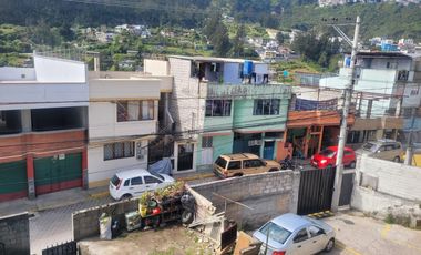 CASA DE VENTA EN LA VICENTINA BAJA, CON TERRENO 1080M2 Y 163 M2 CUBIERTOS