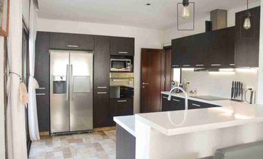 Venta de  Casa Amueblada en Las Tipas Nordelta
